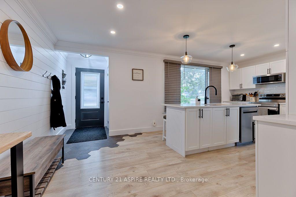 Photo 4 of 621 Bruham Avenue, Laurentian Valley, Laurentian Valley — HOMEH