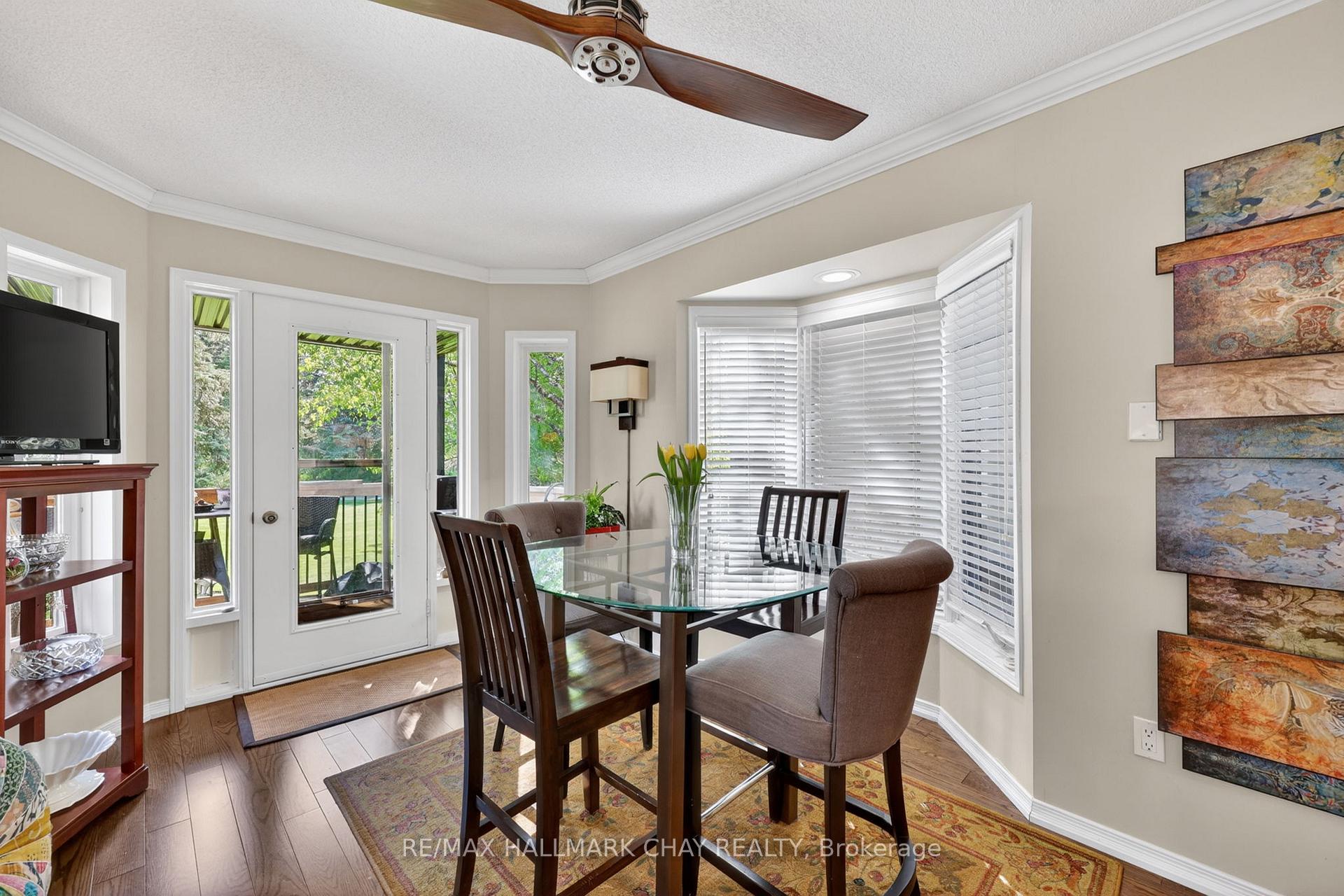 Photo 7 of Unit 3, 174 Green Briar Road, New Tecumseth, Alliston — HOMEH