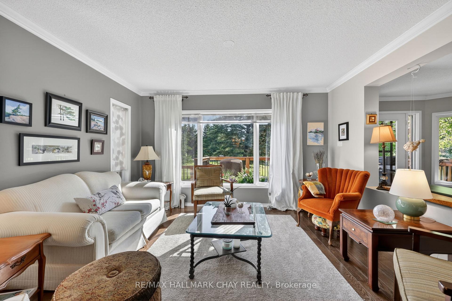 Photo 9 of Unit 3, 174 Green Briar Road, New Tecumseth, Alliston — HOMEH