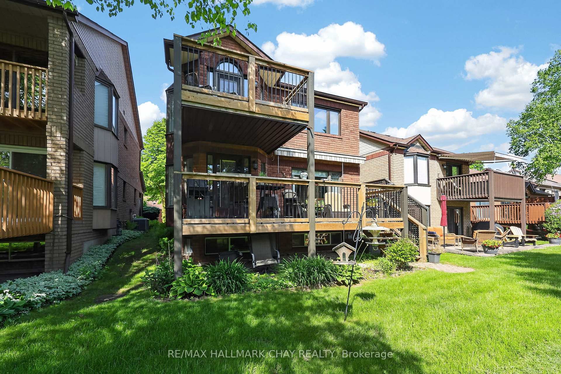 Photo 16 of Unit 3, 174 Green Briar Road, New Tecumseth, Alliston — HOMEH