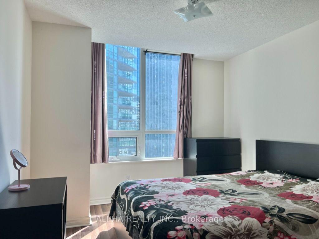 Photo 6 of Unit 1703, 25 Lower Simcoe Street, Toronto, Waterfront Communities — HOMEH