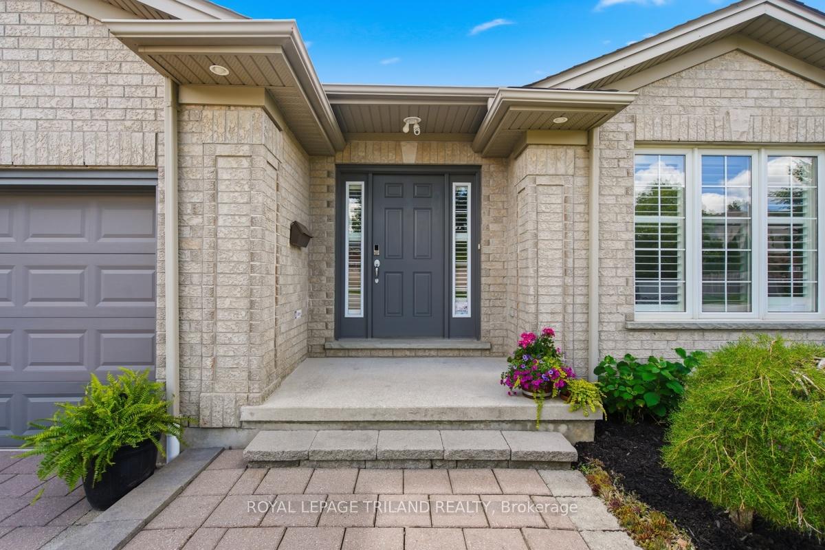 Photo 3 of 1731 Fiddlehead Place, London, North R — HOMEH