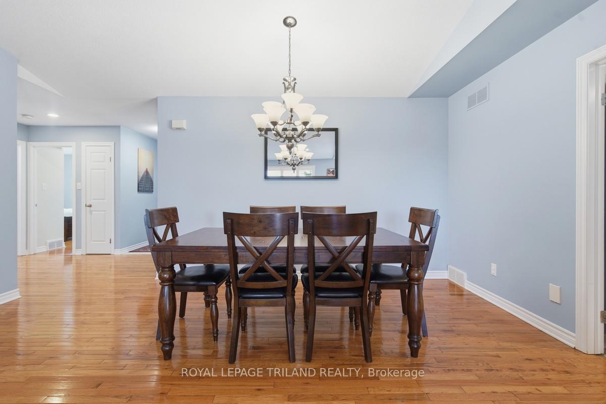 Photo 7 of 1731 Fiddlehead Place, London, North R — HOMEH