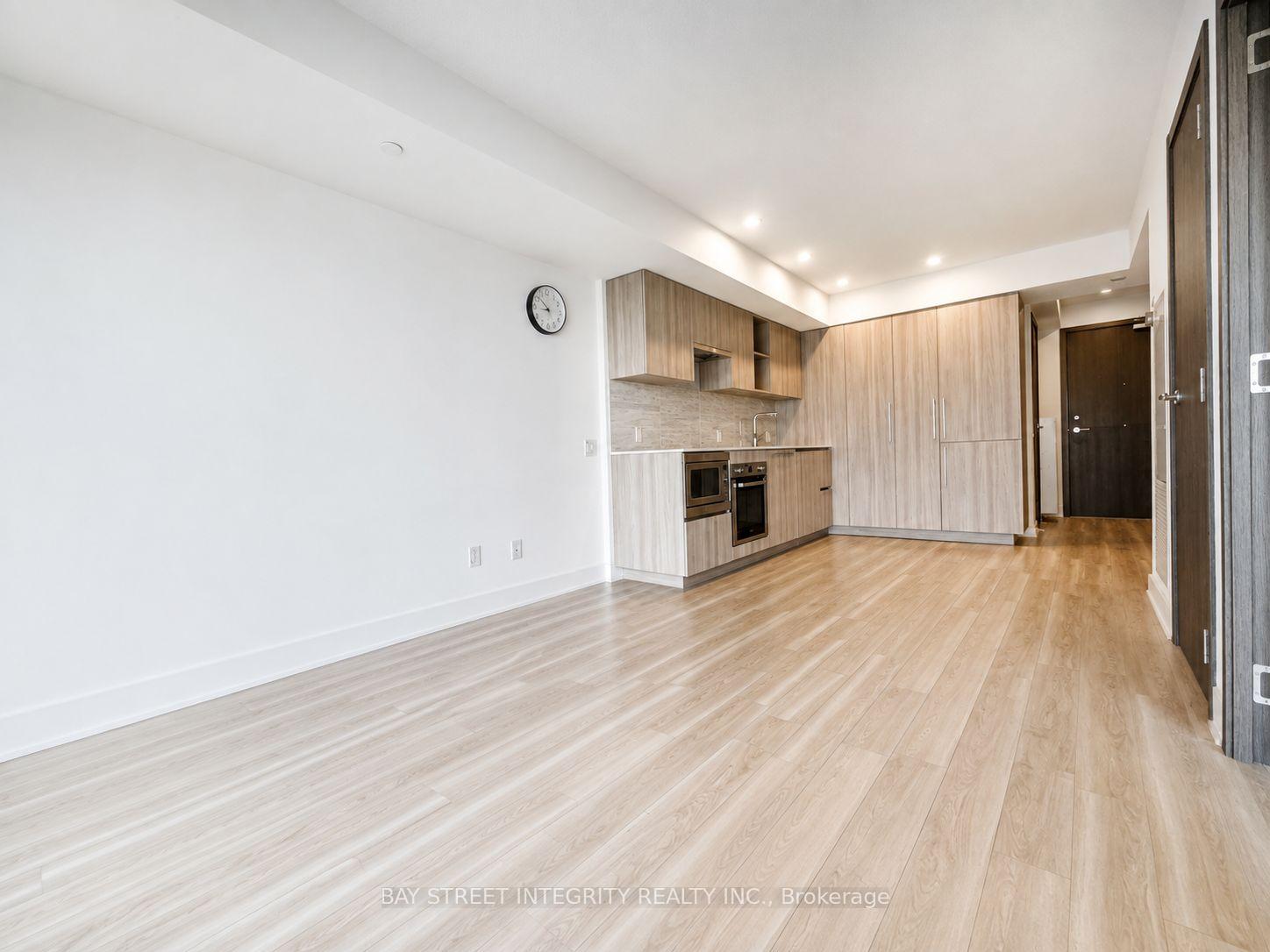 Photo 5 of Unit 2001, 19 Bathurst Street, Toronto, Waterfront Communities — HOMEH