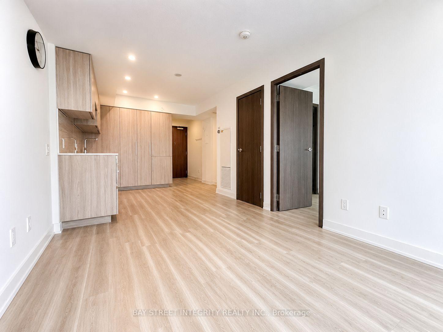 Photo 6 of Unit 2001, 19 Bathurst Street, Toronto, Waterfront Communities — HOMEH