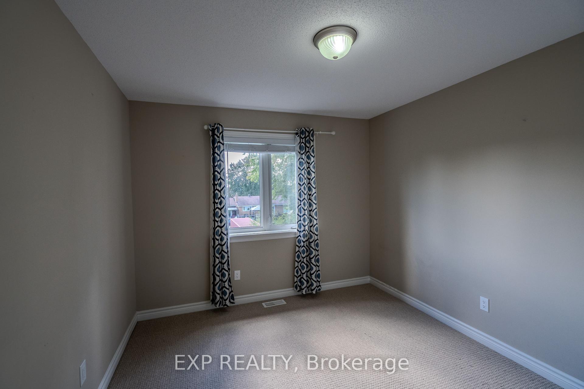 Photo 33 of 845 Contour Street, Ottawa, Mer Bleue/Bradley Estates/Anderson Park — HOMEH