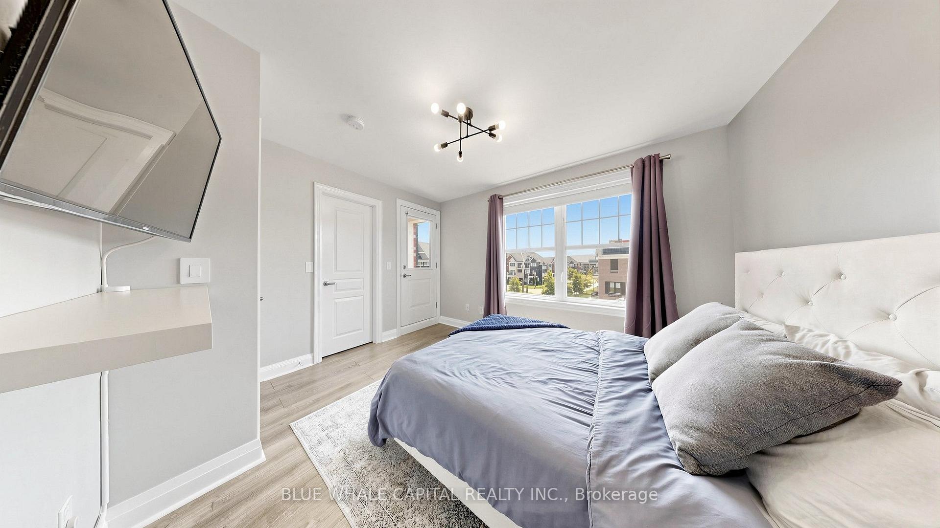 Photo 13 of 5 Boadway Crescent, Whitchurch-Stouffville, Stouffville — HOMEH