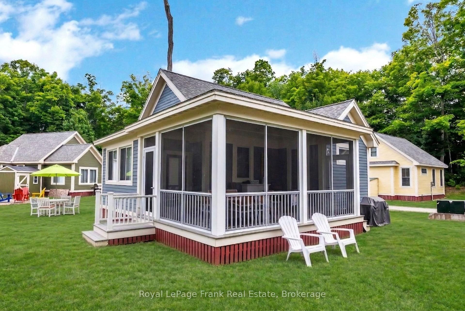 Photo 2 of Unit 219, 11 Hollow Lane, Prince Edward County, Athol Ward — HOMEH