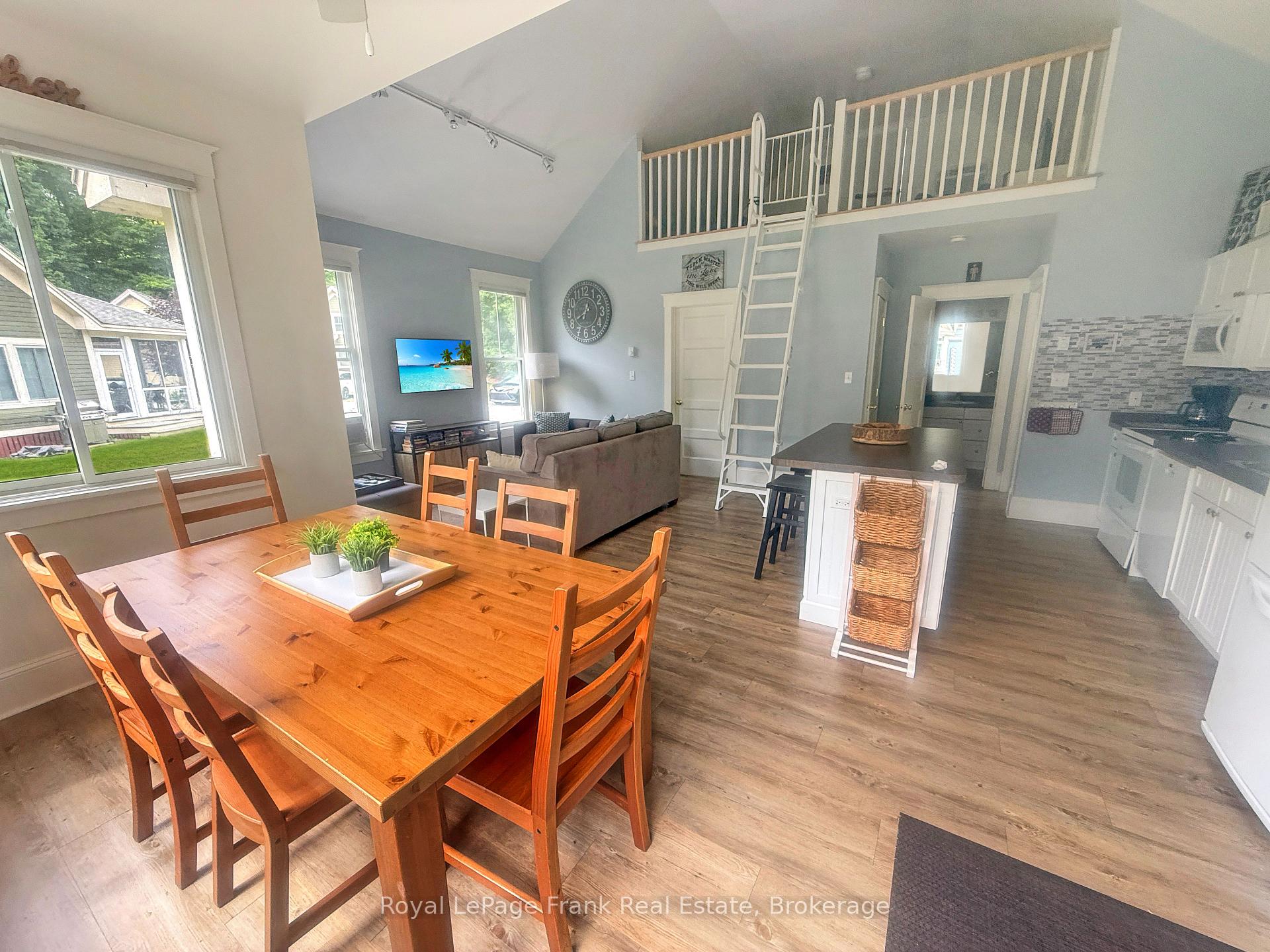 Photo 9 of Unit 219, 11 Hollow Lane, Prince Edward County, Athol Ward — HOMEH