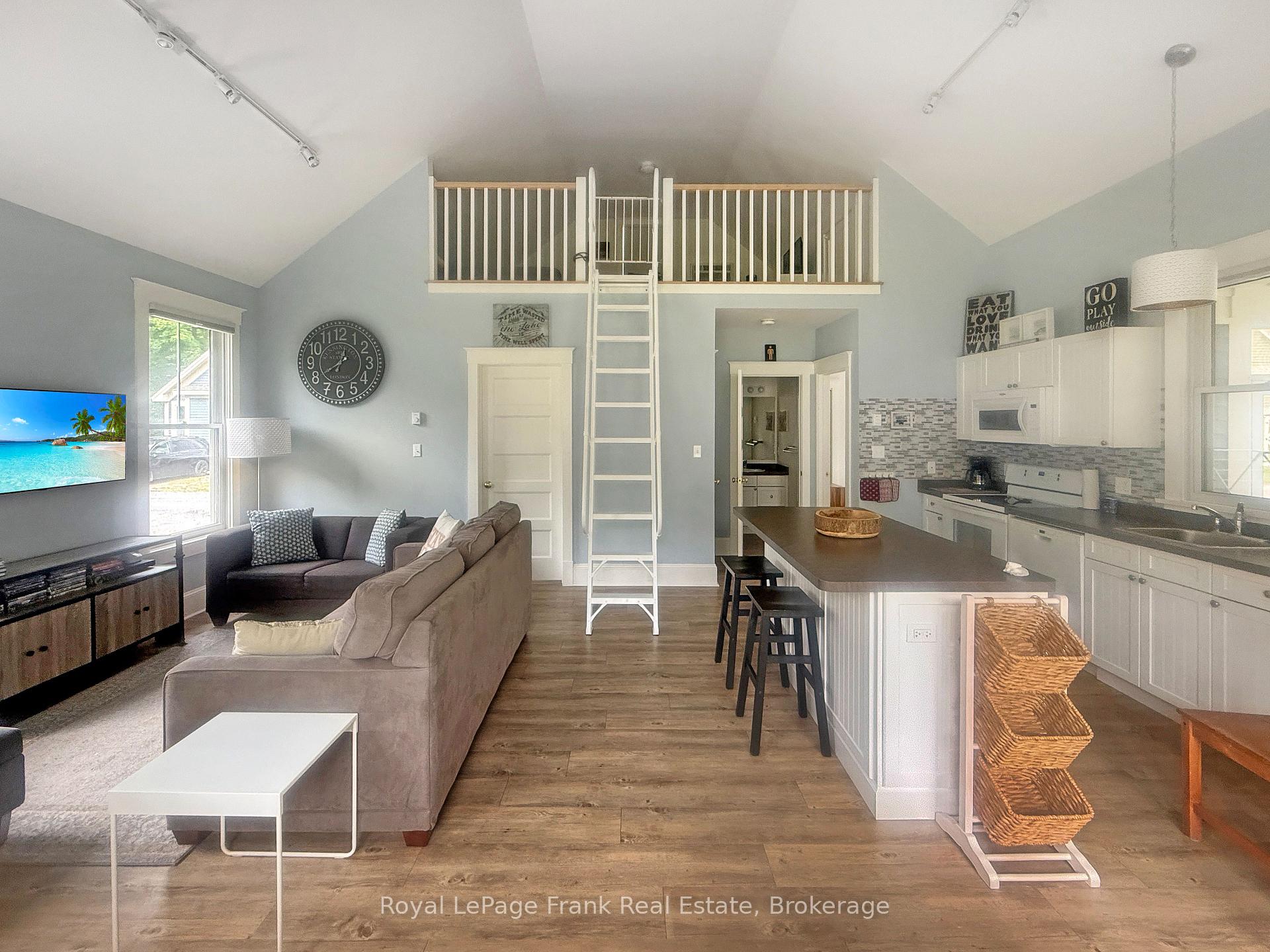 Photo 21 of Unit 219, 11 Hollow Lane, Prince Edward County, Athol Ward — HOMEH