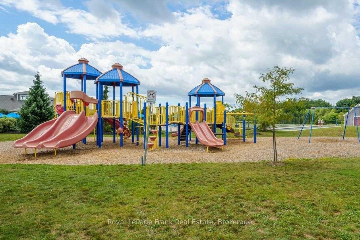 Photo 25 of Unit 219, 11 Hollow Lane, Prince Edward County, Athol Ward — HOMEH