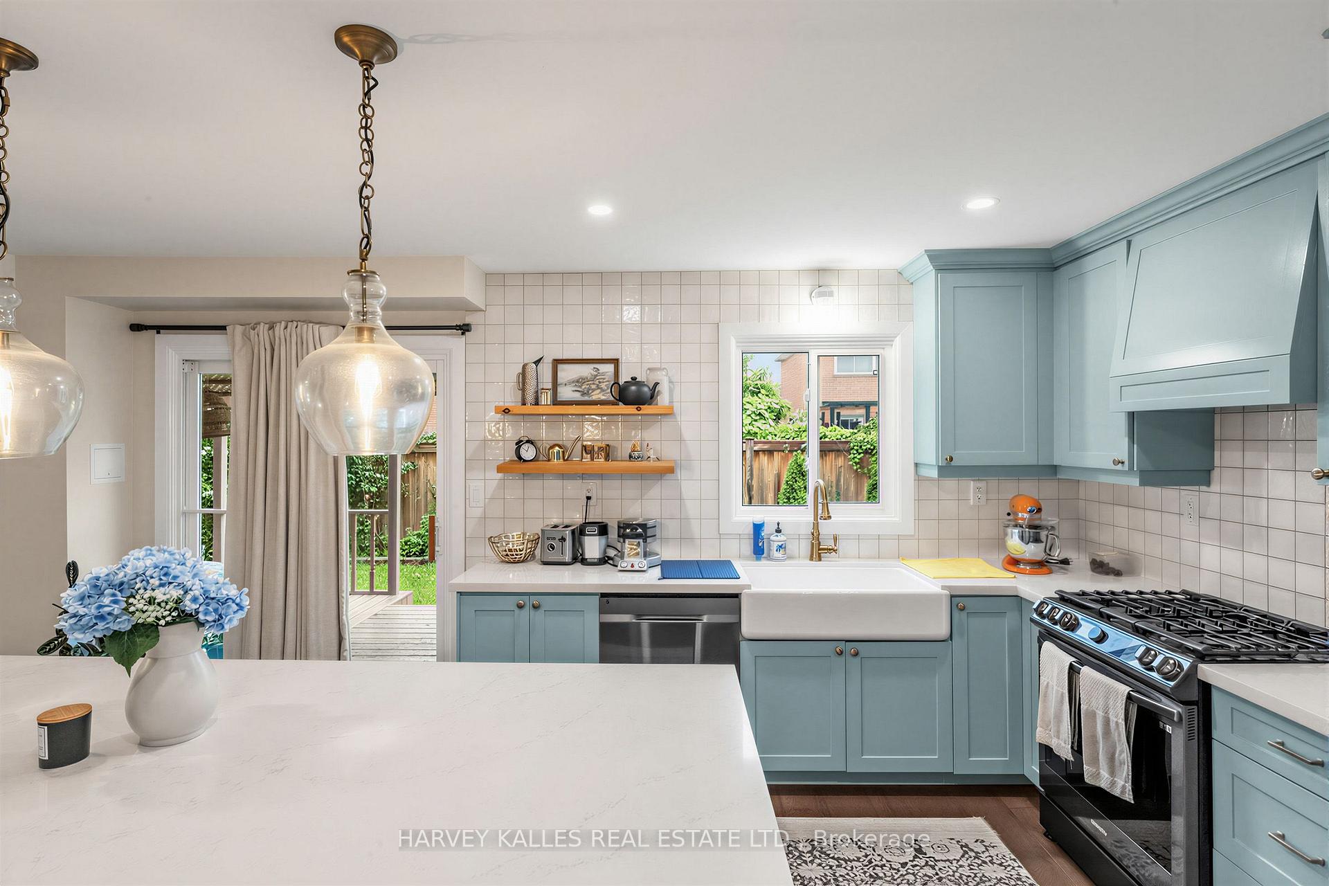 Photo 9 of 3501 Copernicus Drive, Mississauga, Fairview — HOMEH