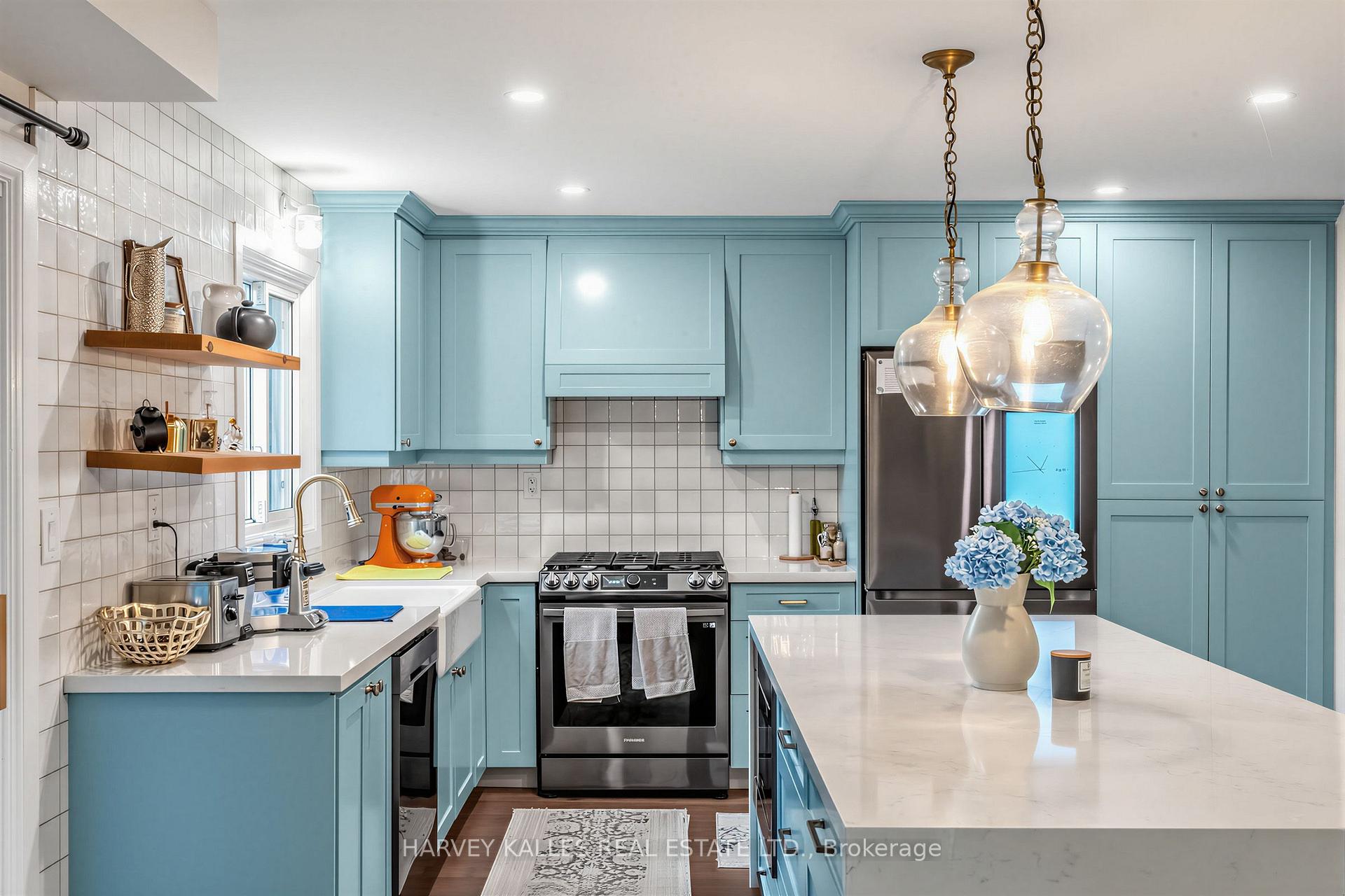 Photo 11 of 3501 Copernicus Drive, Mississauga, Fairview — HOMEH