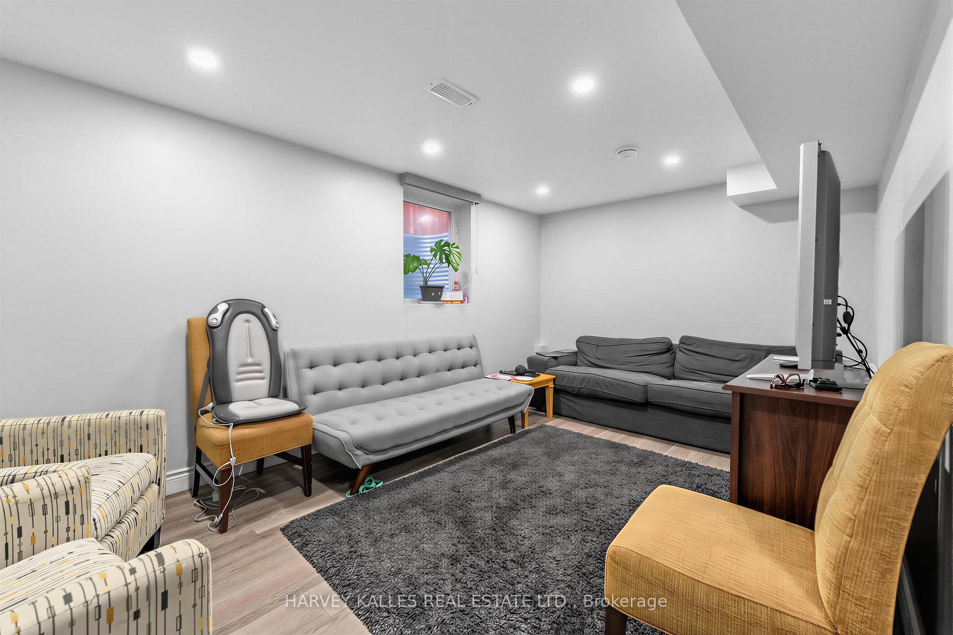 Photo 35 of 3501 Copernicus Drive, Mississauga, Fairview — HOMEH