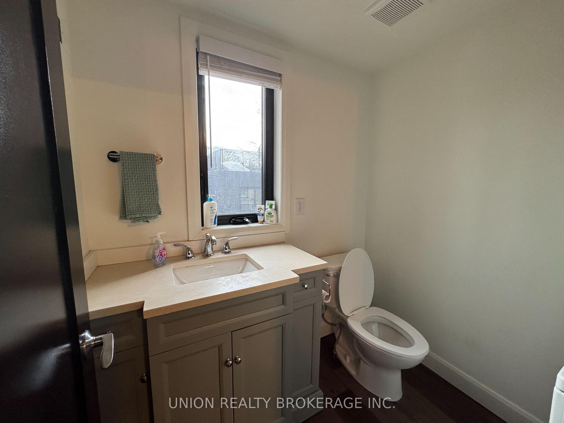 Photo 4 of Unit Upper, 2137 Gerrard Street E, Toronto, East End-Danforth — HOMEH
