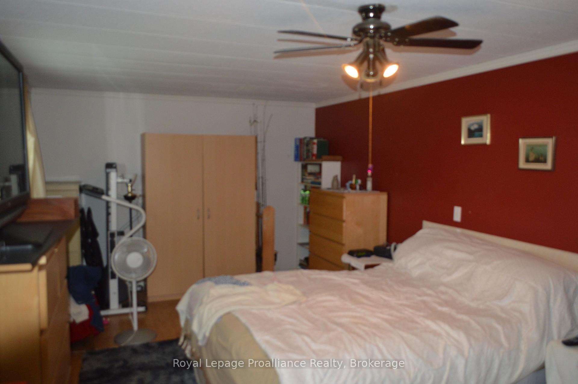 Photo 8 of 17 Warbler Lane, Quinte West, Sidney Ward — HOMEH