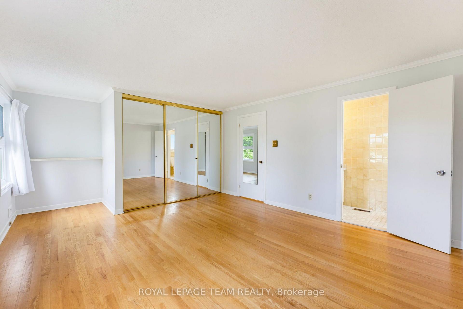 Photo 15 of 115 Beaver Ridge, Ottawa, City View/Skyline/Fisher Heights/Parkwood Hills — HOMEH