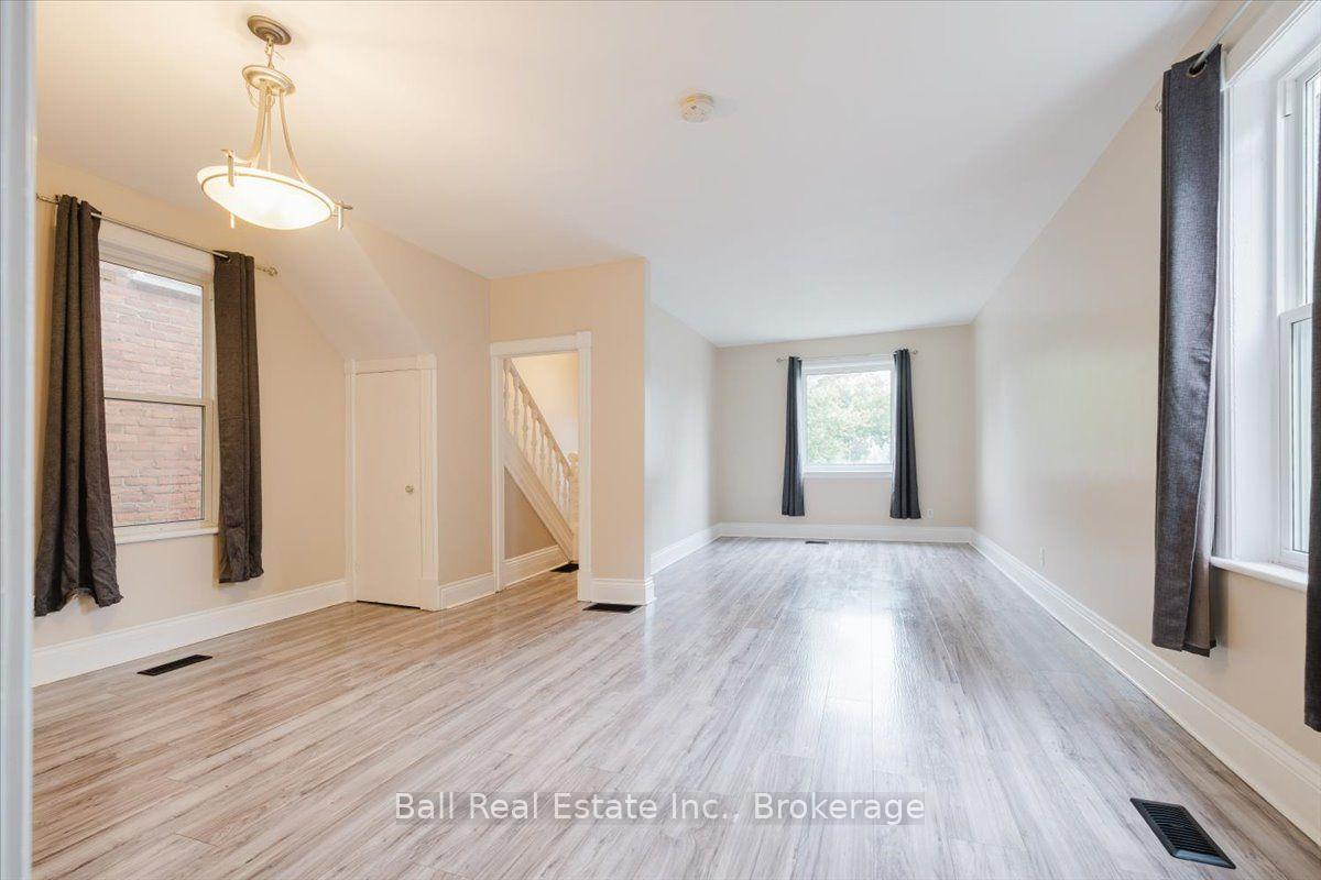 Photo 6 of 47 Park Street S, Peterborough, Town Ward 3 — HOMEH