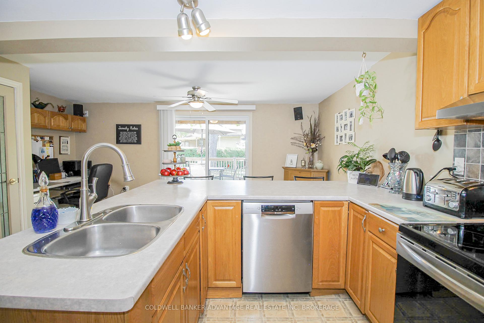 Photo 7 of 43 Gram Avenue, Welland, N. Welland — HOMEH