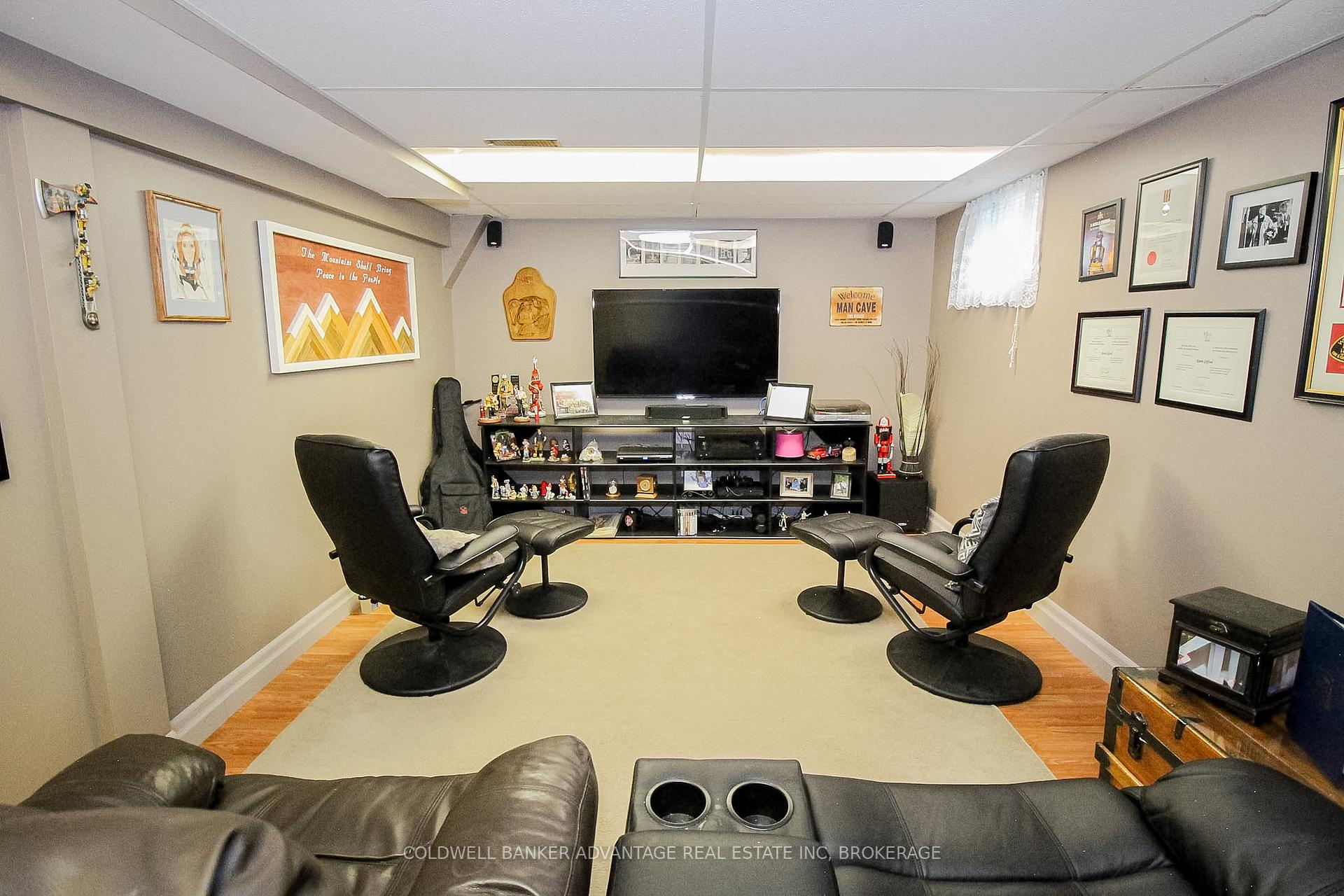 Photo 25 of 43 Gram Avenue, Welland, N. Welland — HOMEH