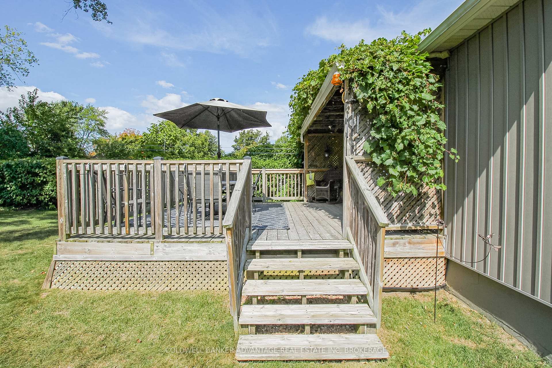 Photo 34 of 43 Gram Avenue, Welland, N. Welland — HOMEH