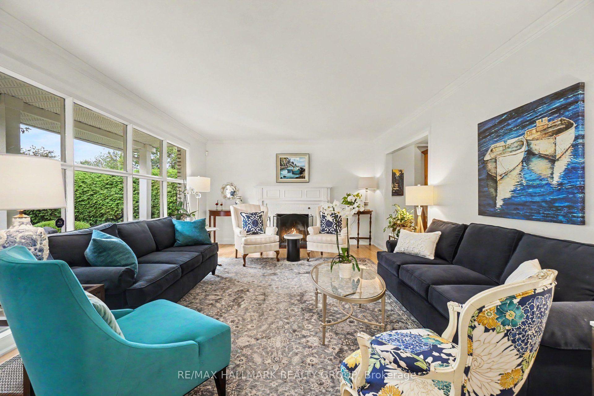 Photo 3 of 21 Cremona Crescent, Ottawa, Manordale — HOMEH