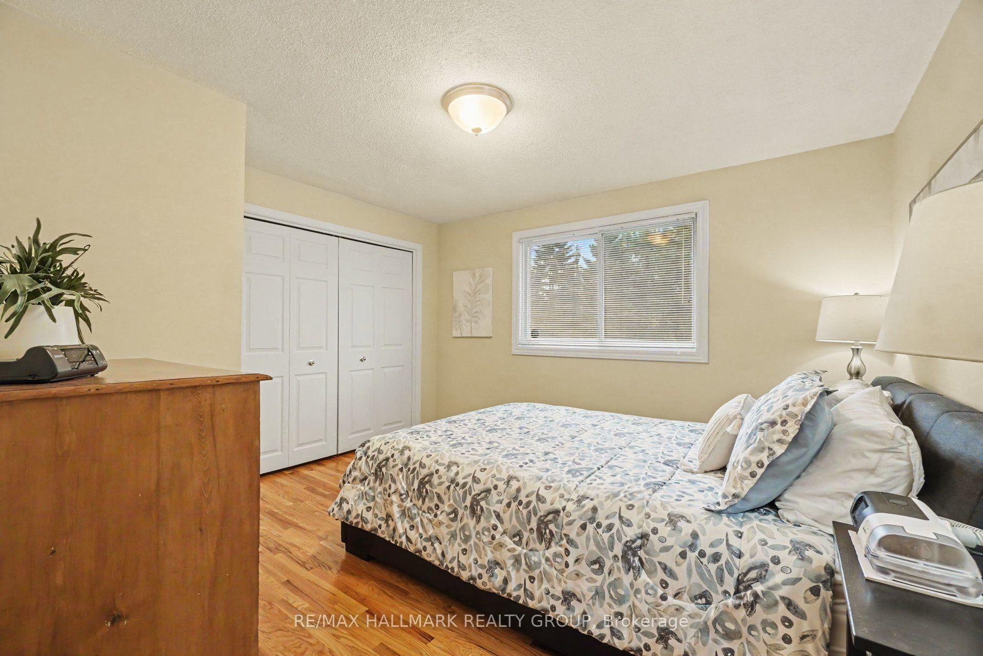 Photo 20 of 21 Cremona Crescent, Ottawa, Manordale — HOMEH