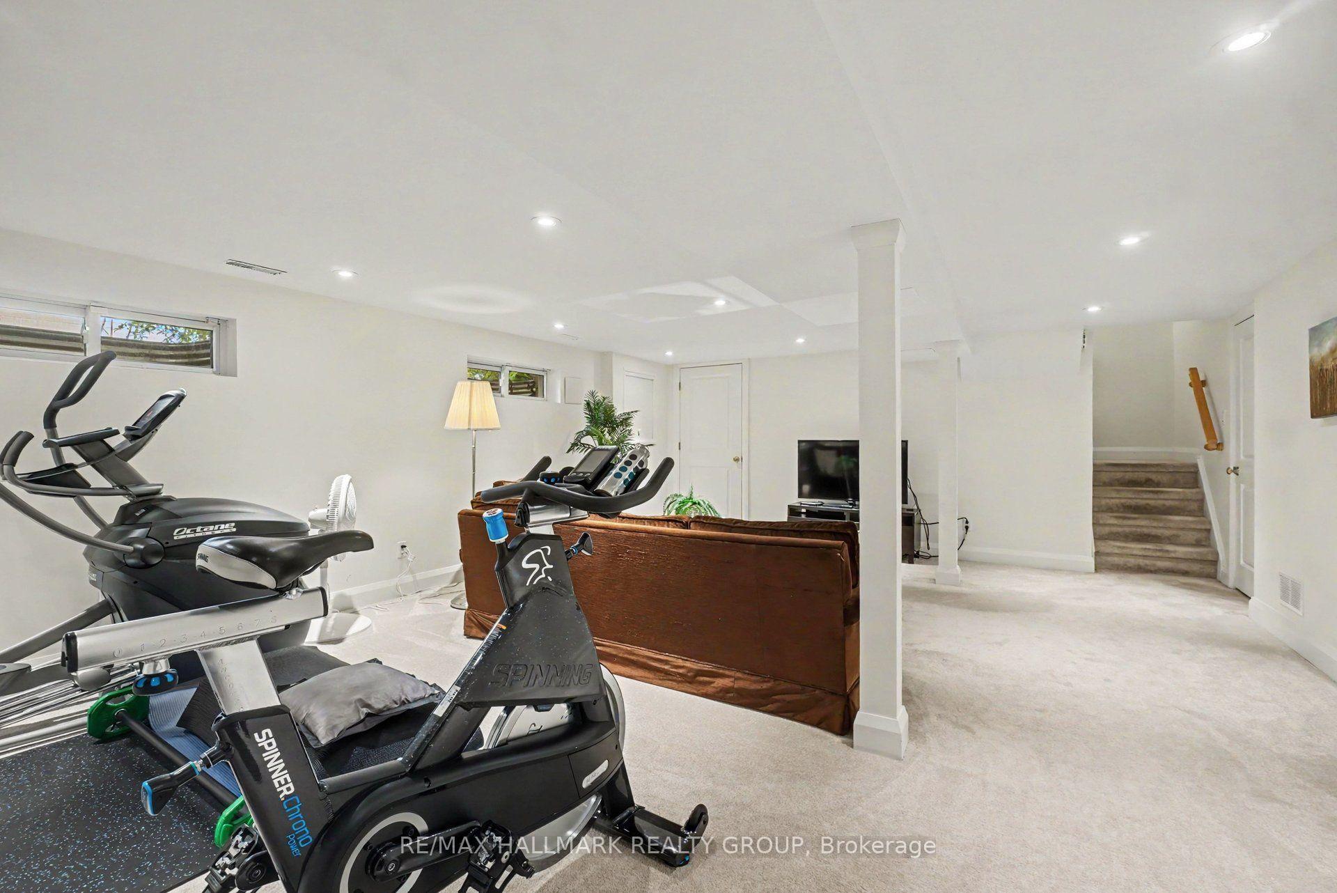 Photo 26 of 21 Cremona Crescent, Ottawa, Manordale — HOMEH