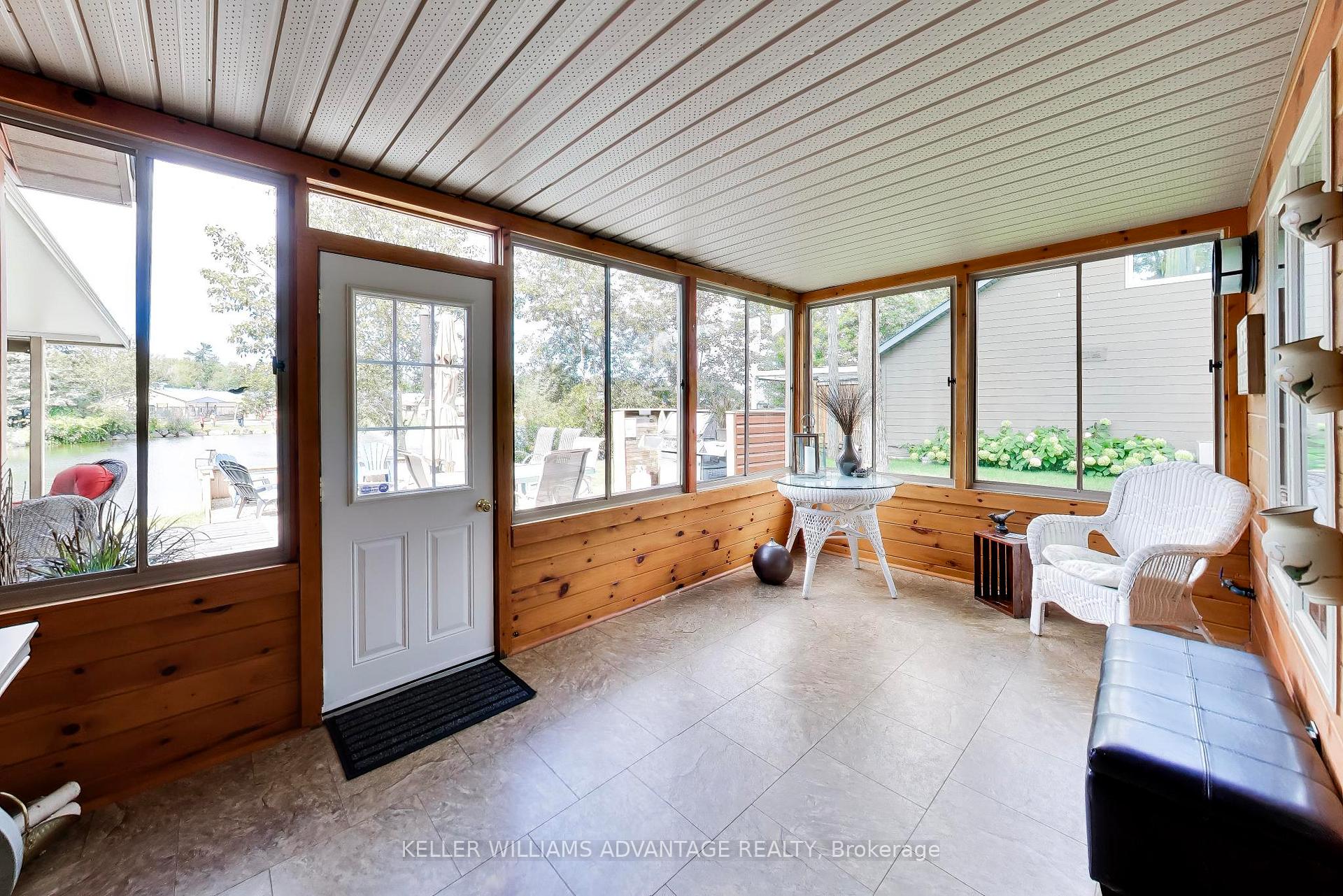Photo 14 of 10 Cabin Crescent, Wasaga Beach — HOMEH