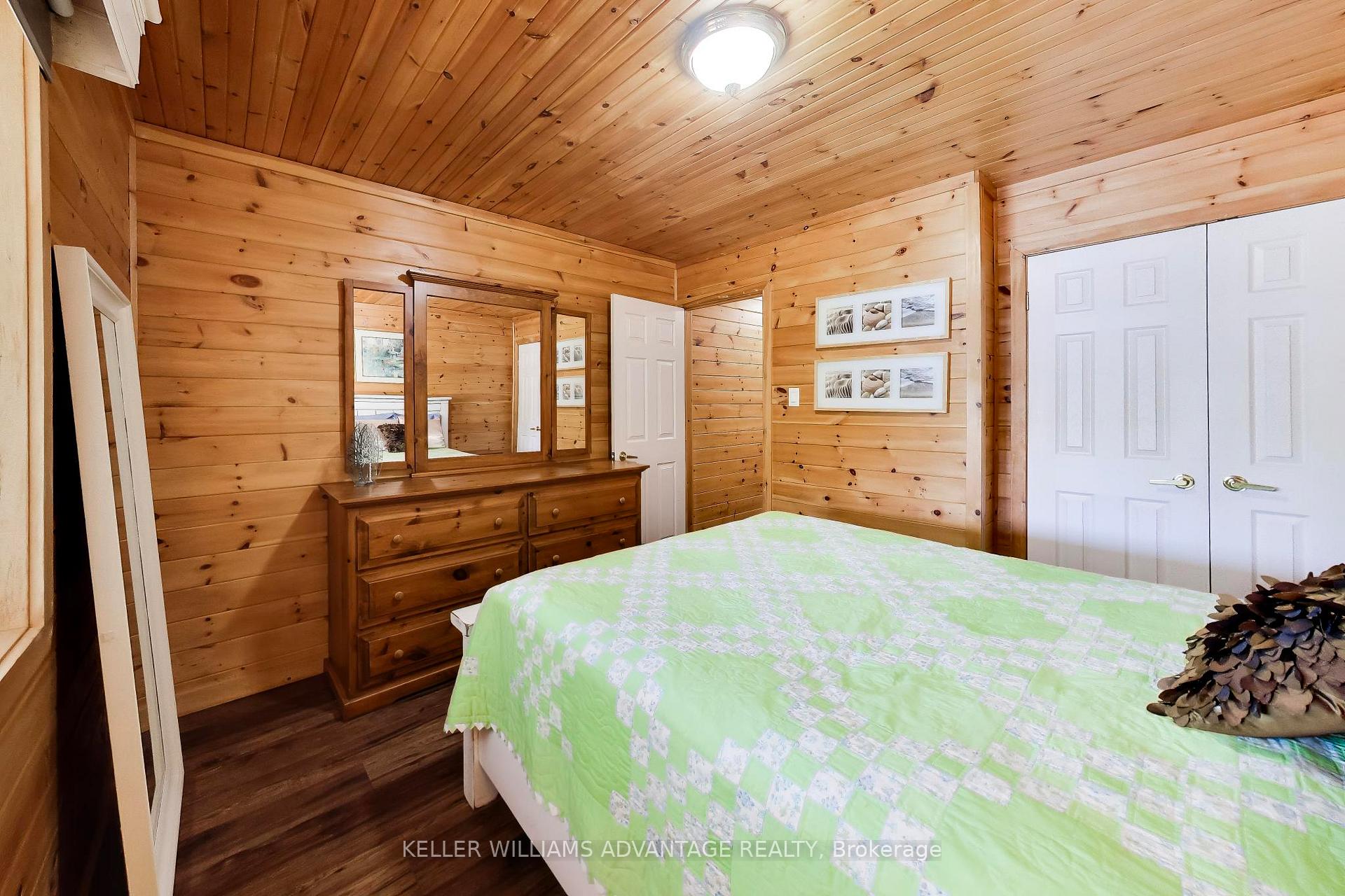 Photo 19 of 10 Cabin Crescent, Wasaga Beach — HOMEH