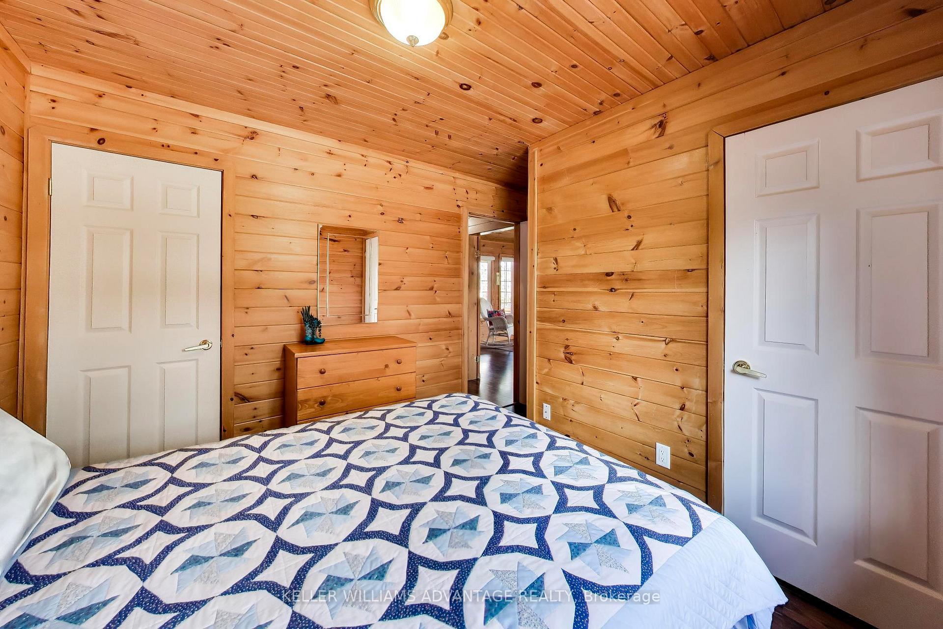 Photo 21 of 10 Cabin Crescent, Wasaga Beach — HOMEH