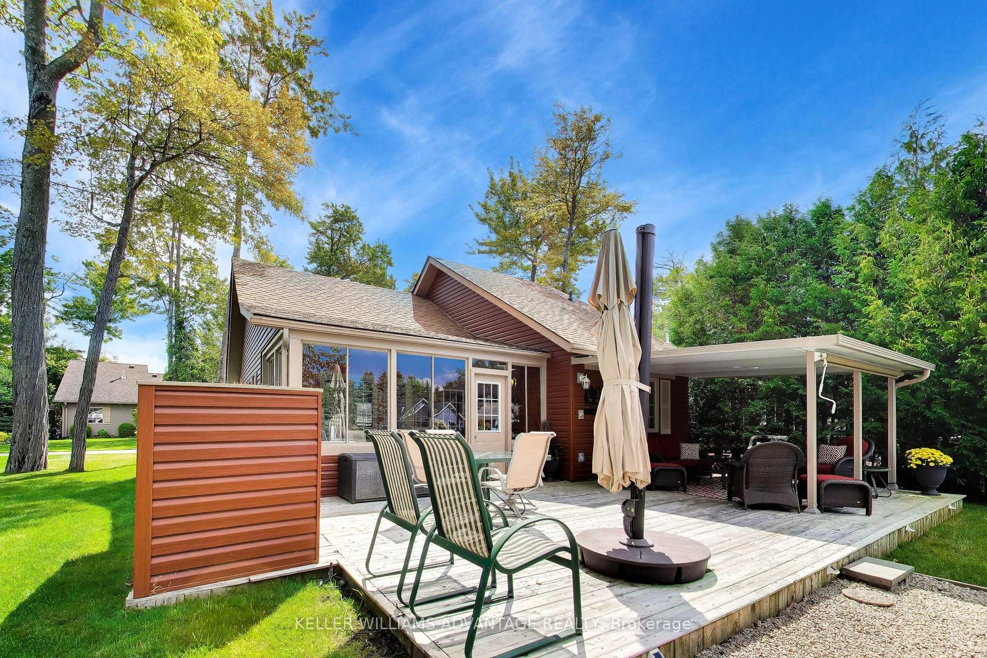 Photo 35 of 10 Cabin Crescent, Wasaga Beach — HOMEH