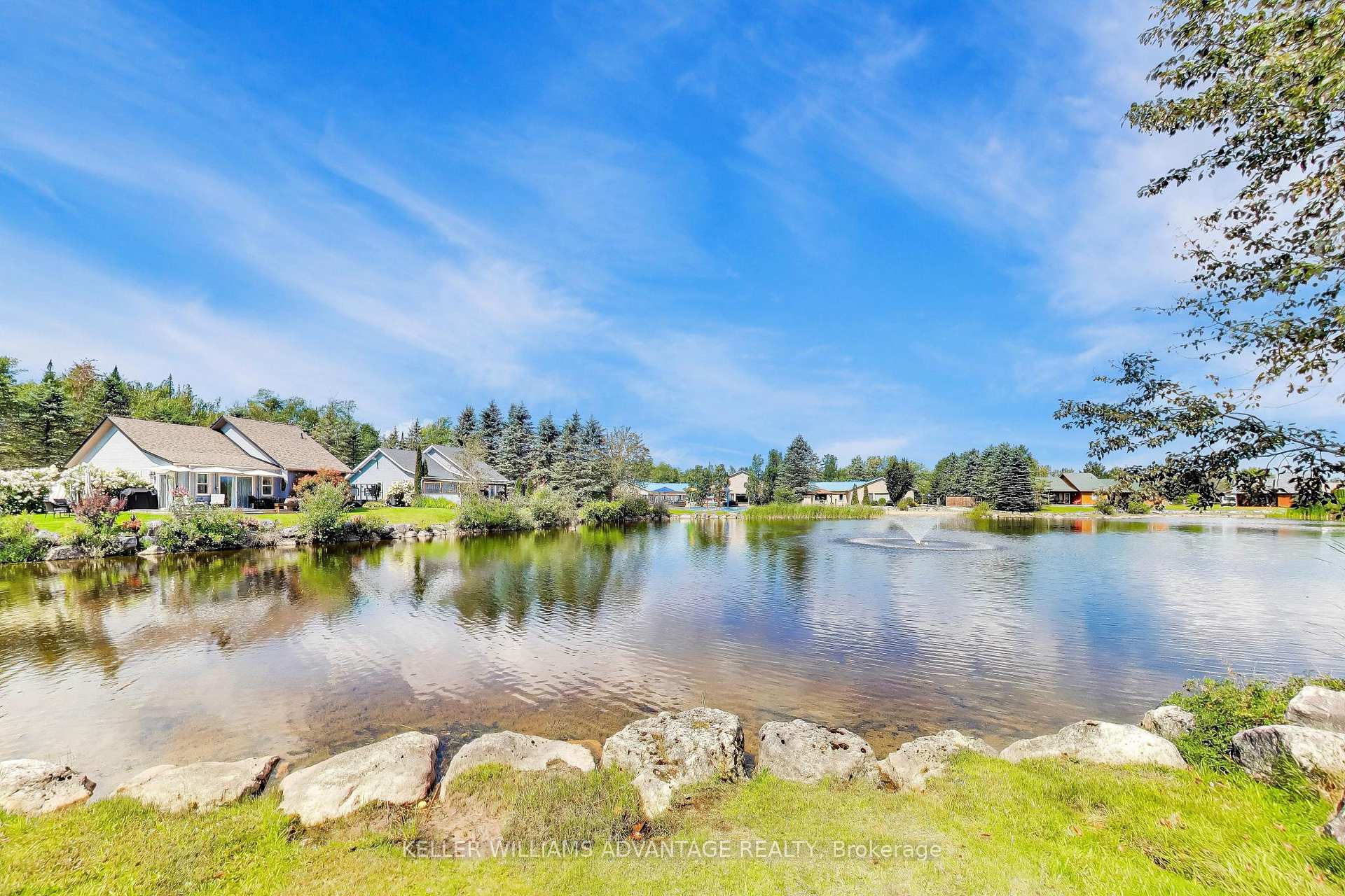 Photo 42 of 10 Cabin Crescent, Wasaga Beach — HOMEH
