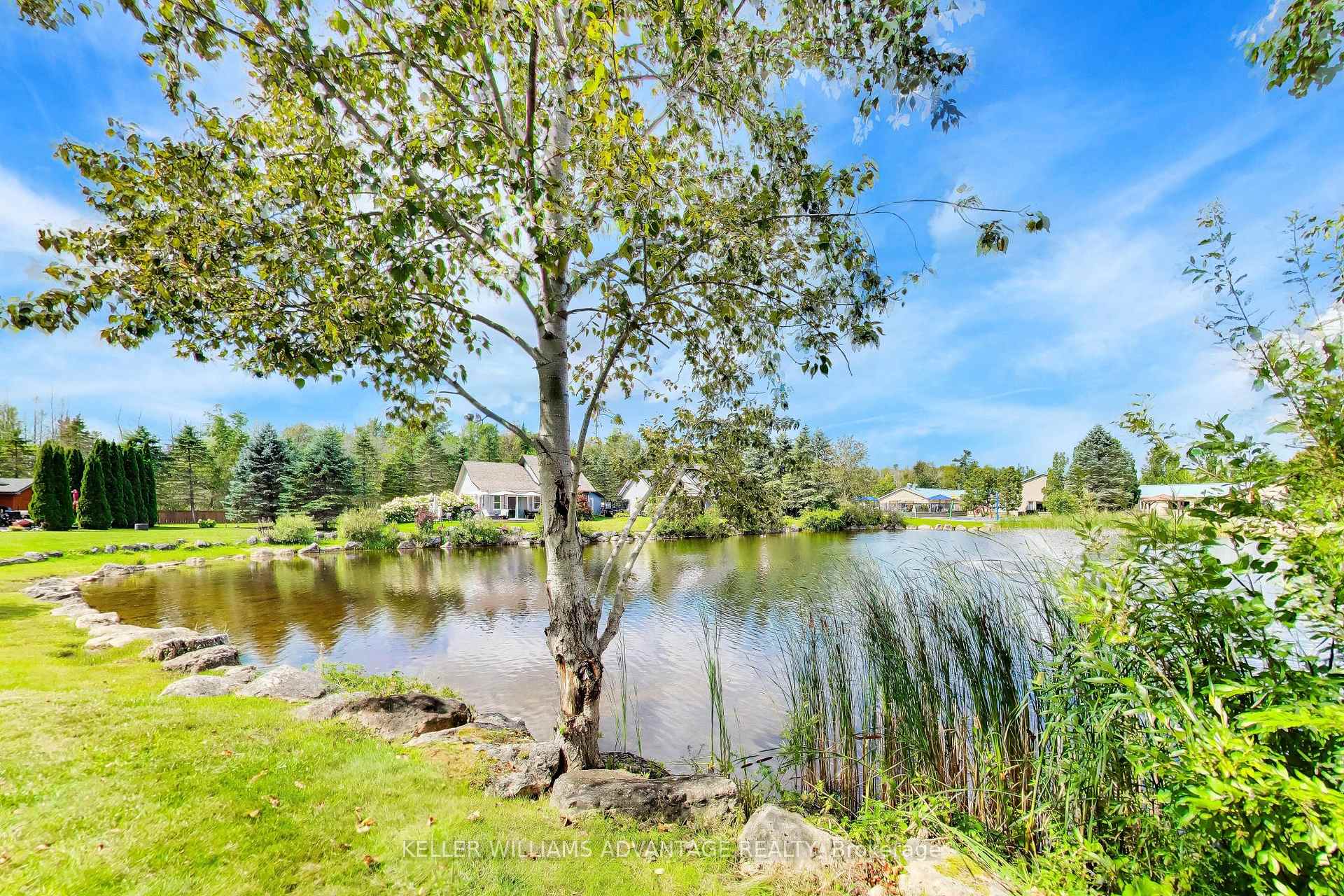 Photo 45 of 10 Cabin Crescent, Wasaga Beach — HOMEH
