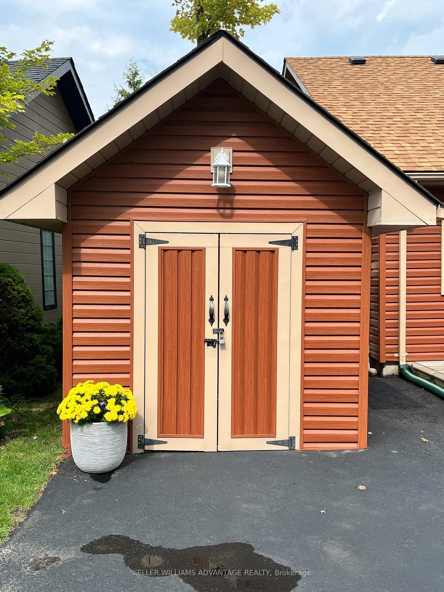 Photo 47 of 10 Cabin Crescent, Wasaga Beach — HOMEH