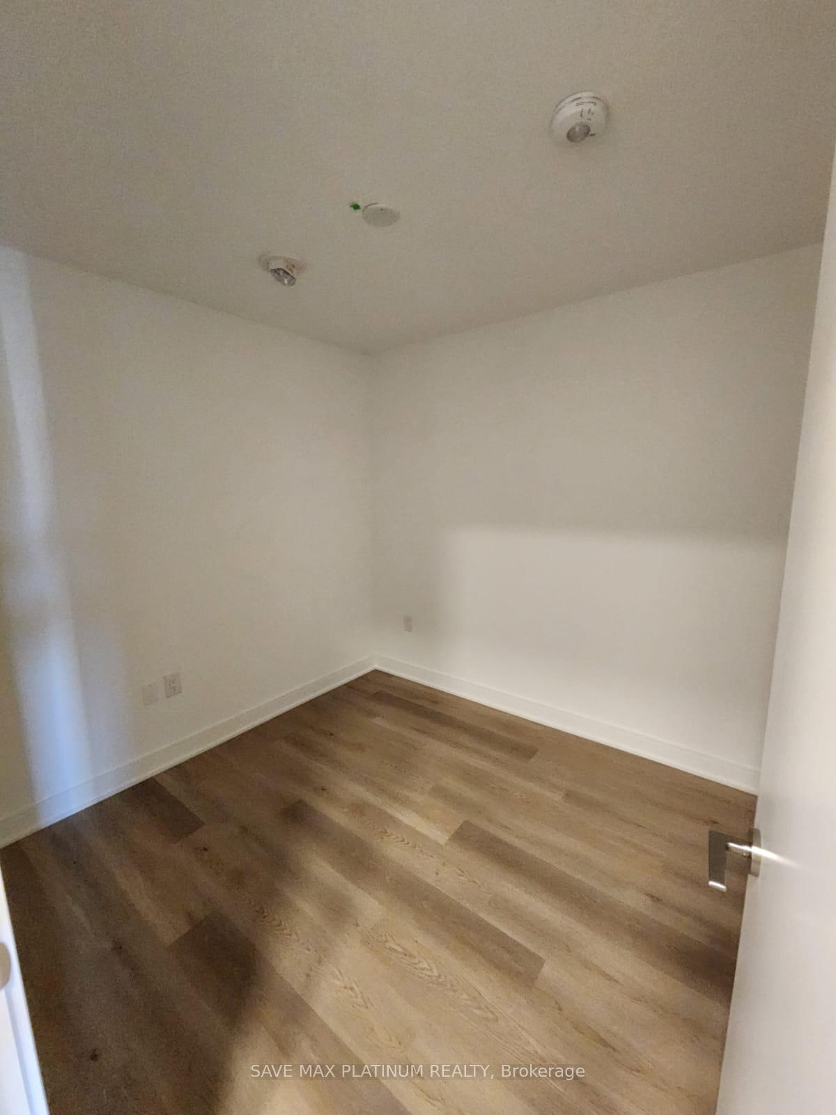 Photo 7 of Unit 407, 86 Dundas Street E, Mississauga, Cooksville — HOMEH