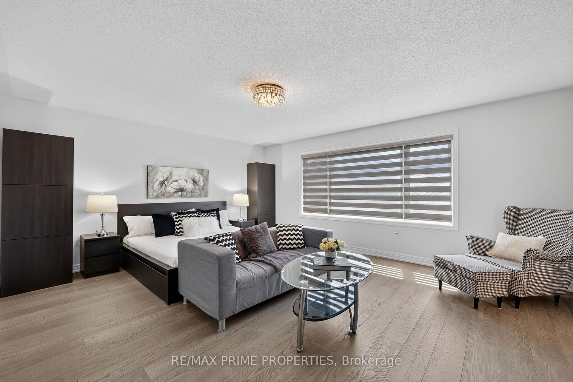 Photo 14 of 28 Frederick Taylor Way, East Gwillimbury, Mt Albert — HOMEH