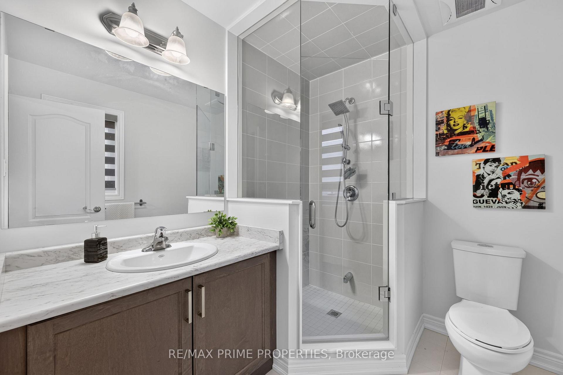 Photo 30 of 28 Frederick Taylor Way, East Gwillimbury, Mt Albert — HOMEH
