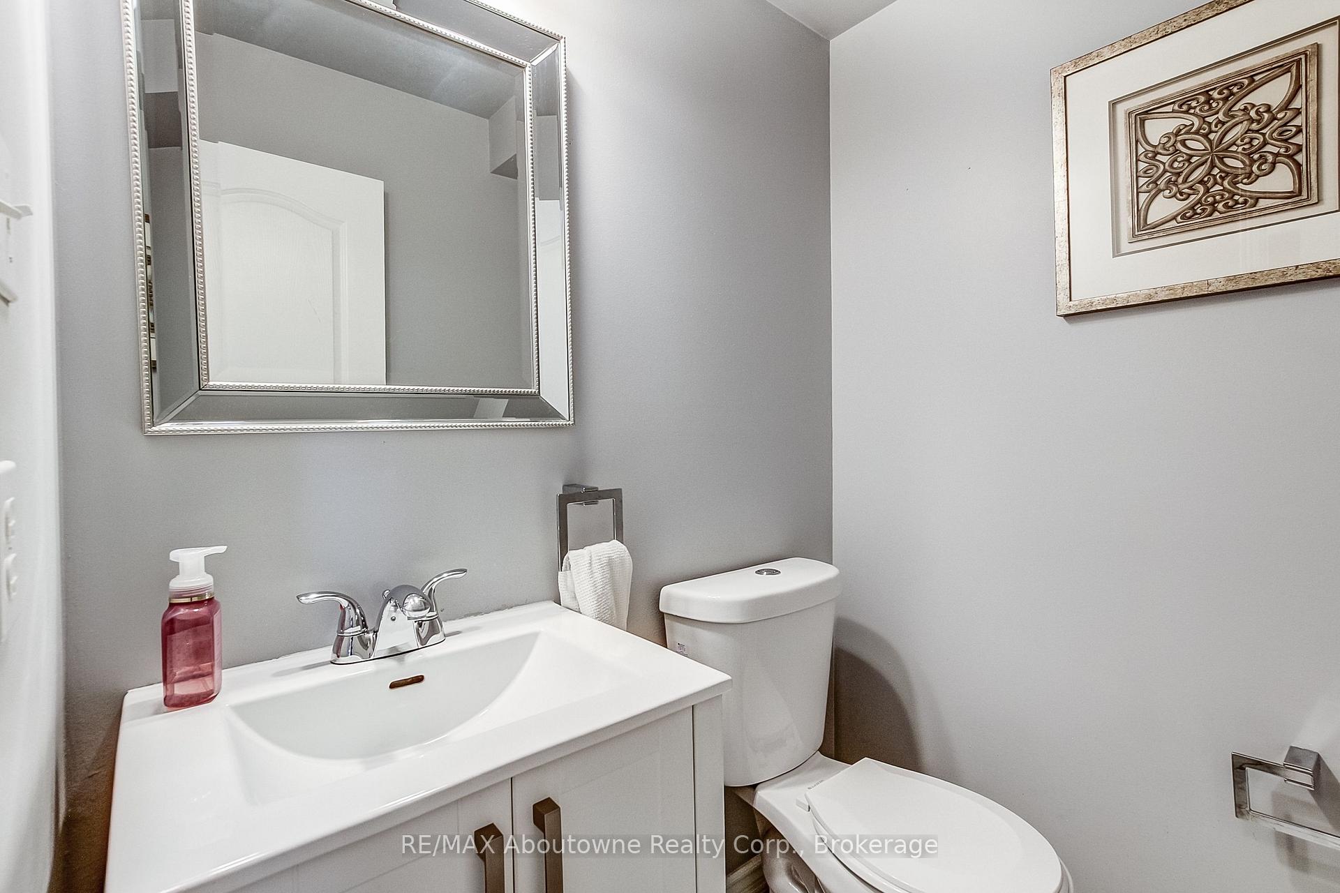Photo 11 of 2150 Forest Gate Park, Oakville, West Oak Trails — HOMEH