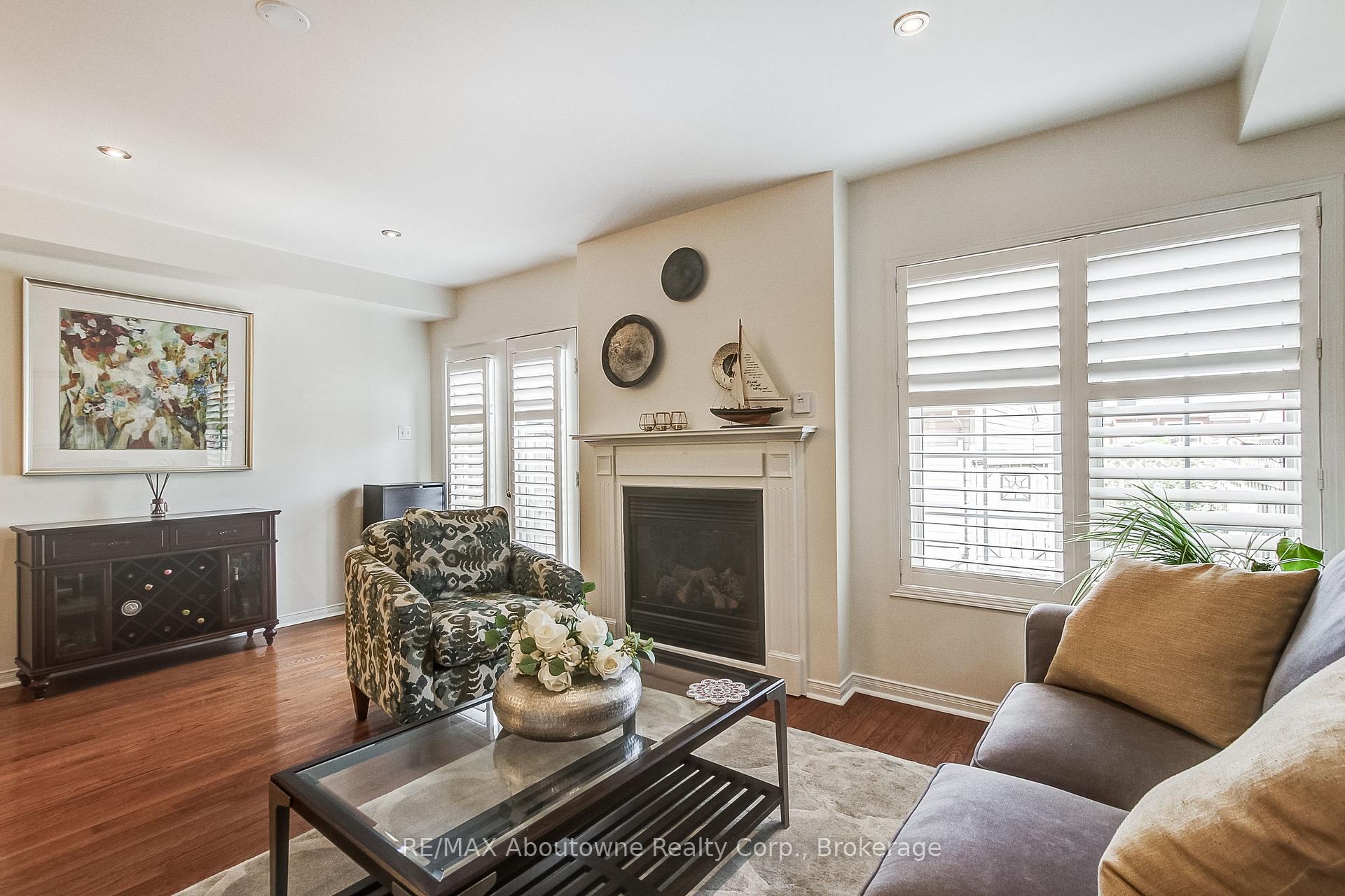 Photo 17 of 2150 Forest Gate Park, Oakville, West Oak Trails — HOMEH