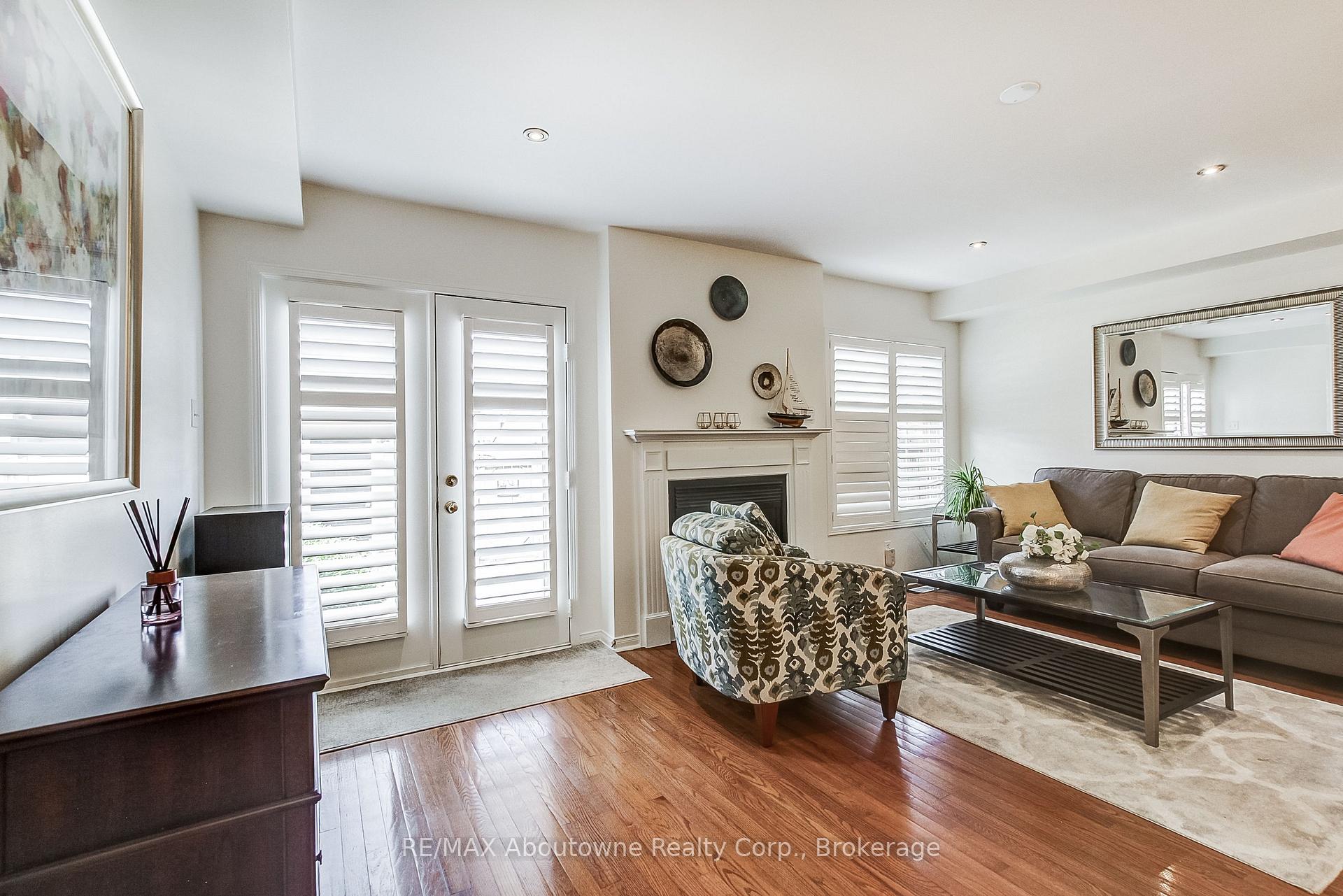 Photo 19 of 2150 Forest Gate Park, Oakville, West Oak Trails — HOMEH