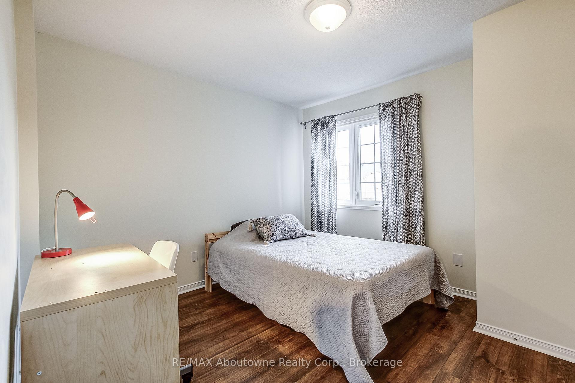 Photo 21 of 2150 Forest Gate Park, Oakville, West Oak Trails — HOMEH