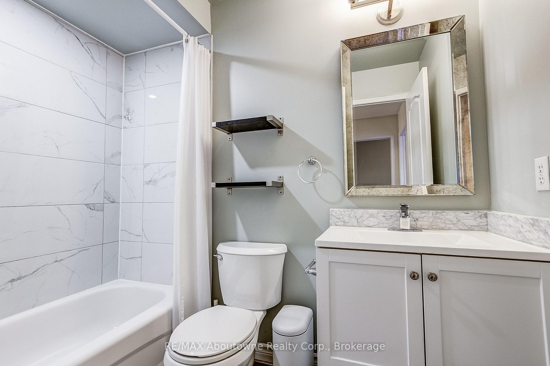 Photo 24 of 2150 Forest Gate Park, Oakville, West Oak Trails — HOMEH