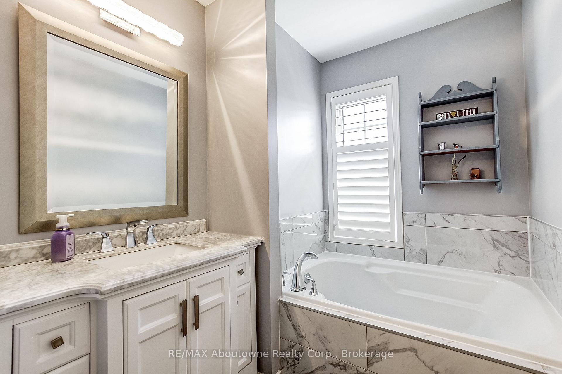 Photo 29 of 2150 Forest Gate Park, Oakville, West Oak Trails — HOMEH