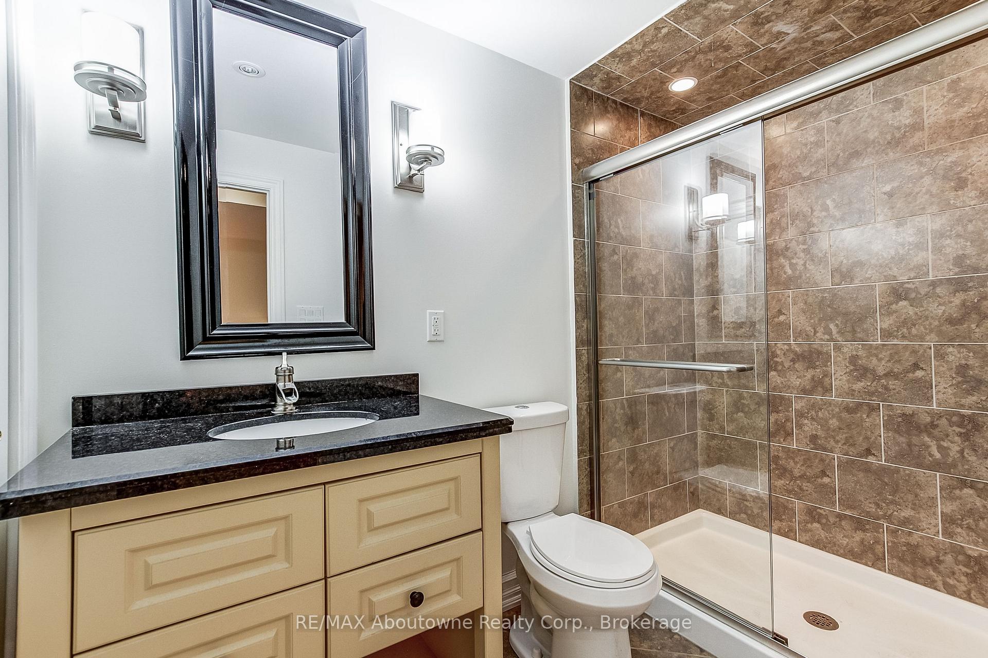 Photo 38 of 2150 Forest Gate Park, Oakville, West Oak Trails — HOMEH
