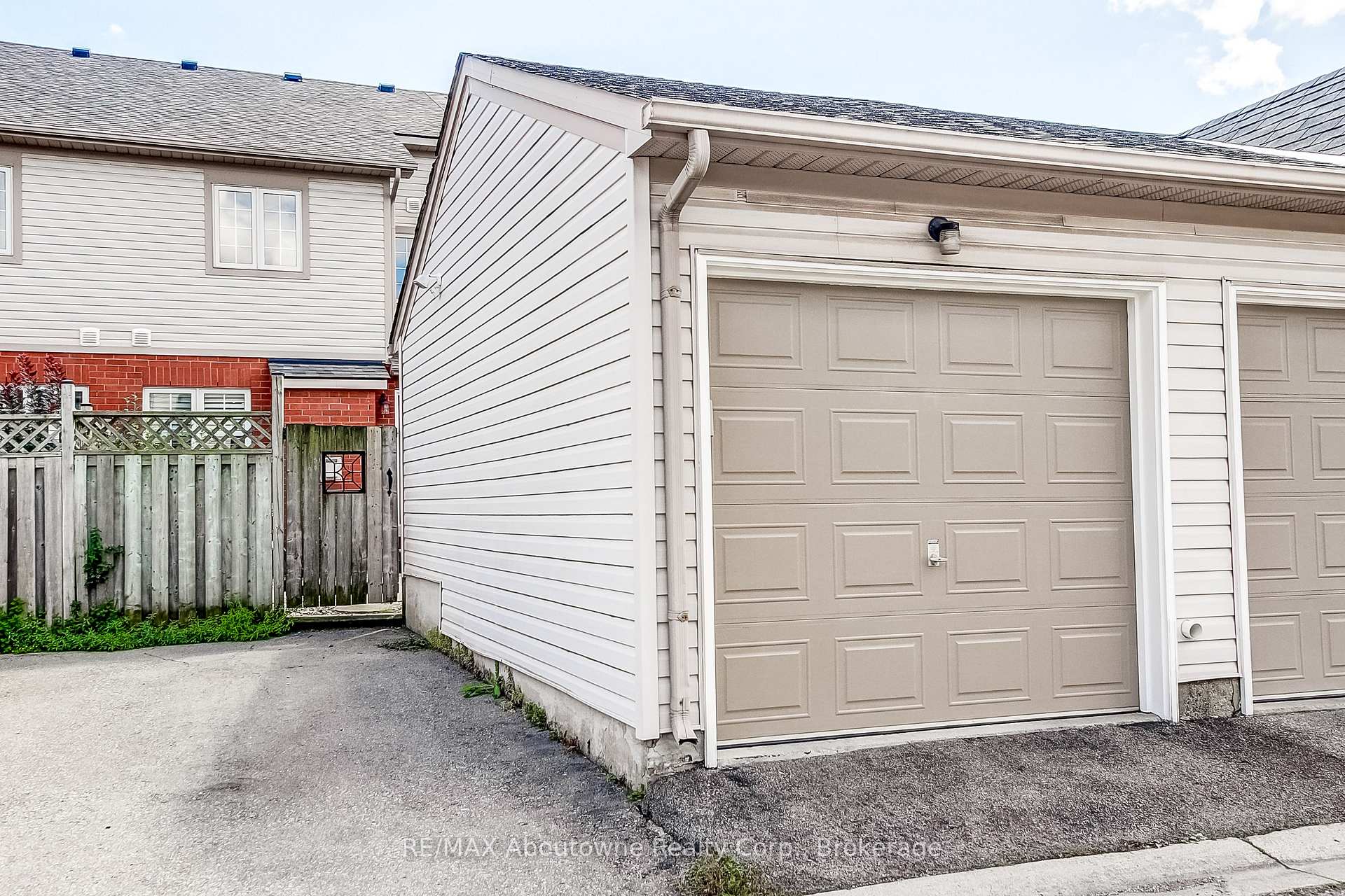 Photo 44 of 2150 Forest Gate Park, Oakville, West Oak Trails — HOMEH