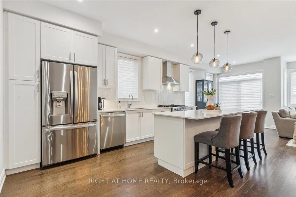 Photo 4 of 28 Hubbell Road, Brampton, Bram West — HOMEH