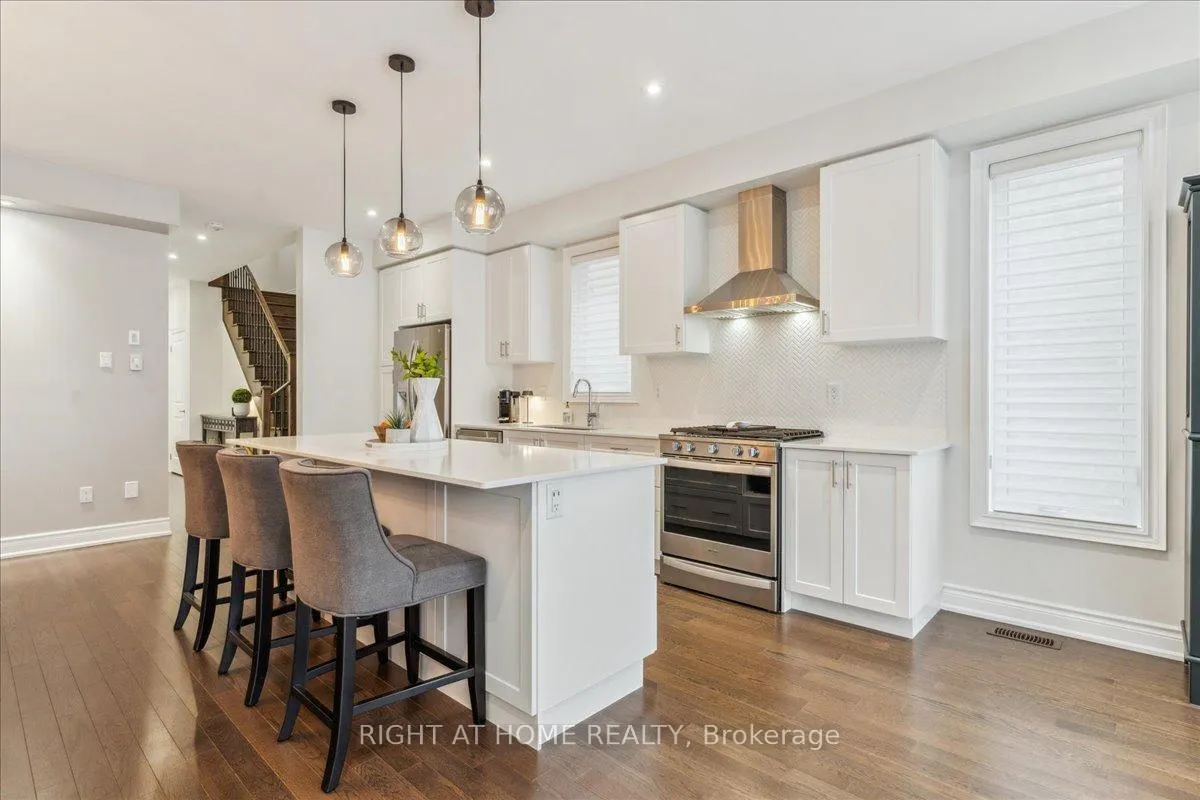 Photo 7 of 28 Hubbell Road, Brampton, Bram West — HOMEH