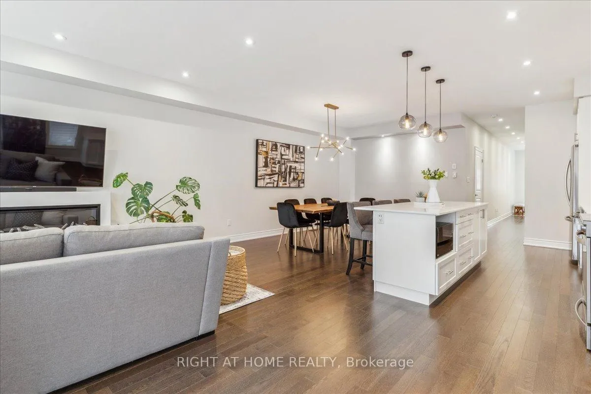 Photo 8 of 28 Hubbell Road, Brampton, Bram West — HOMEH