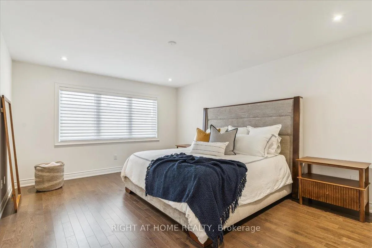 Photo 14 of 28 Hubbell Road, Brampton, Bram West — HOMEH
